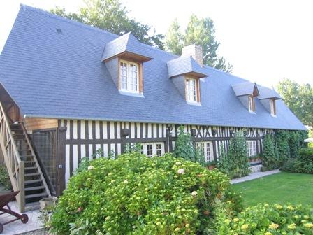 LES ROSES TREMIERES GITE 